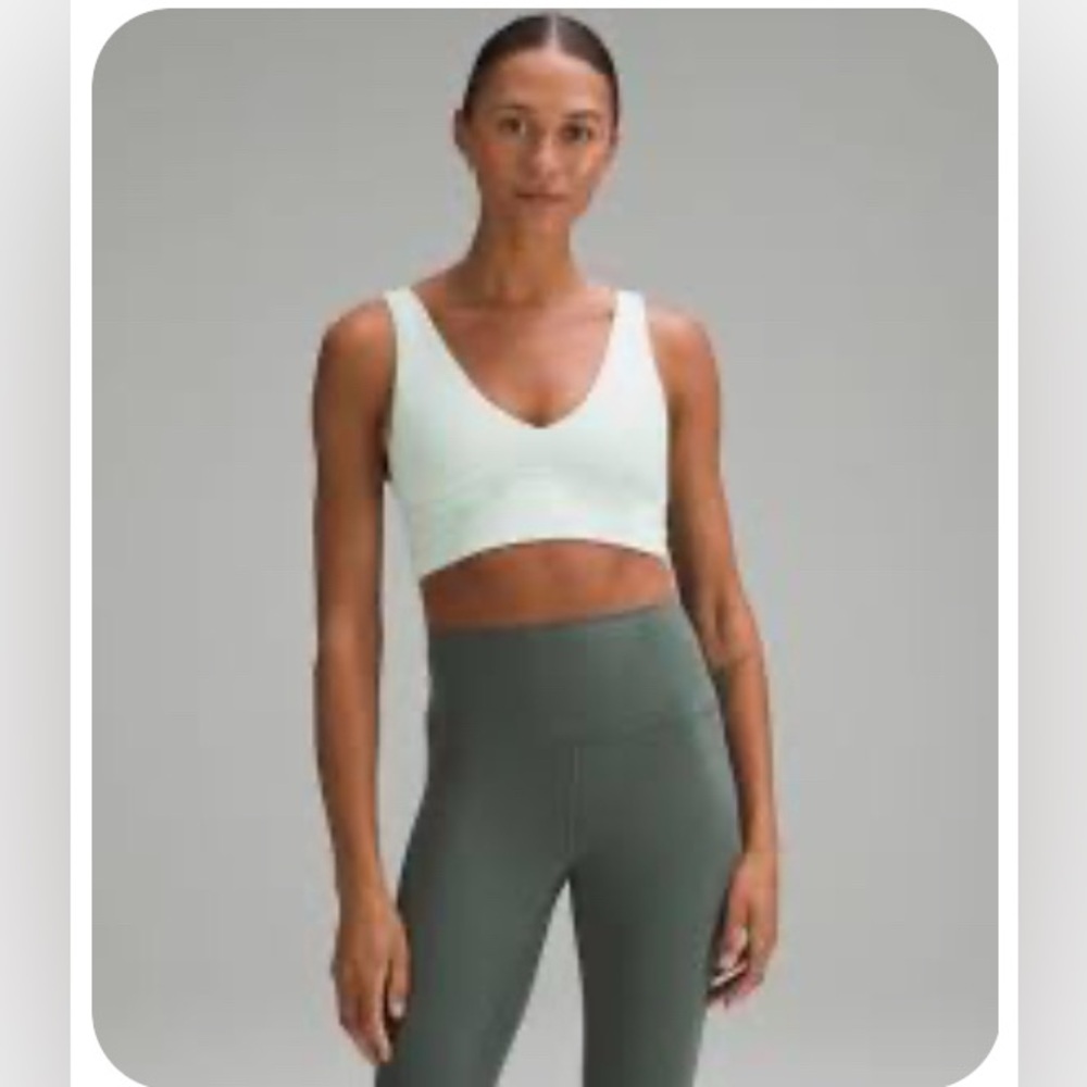 NWT | Lululemon | Align V Neck Bra | Size 4 | Women's Sports Bra